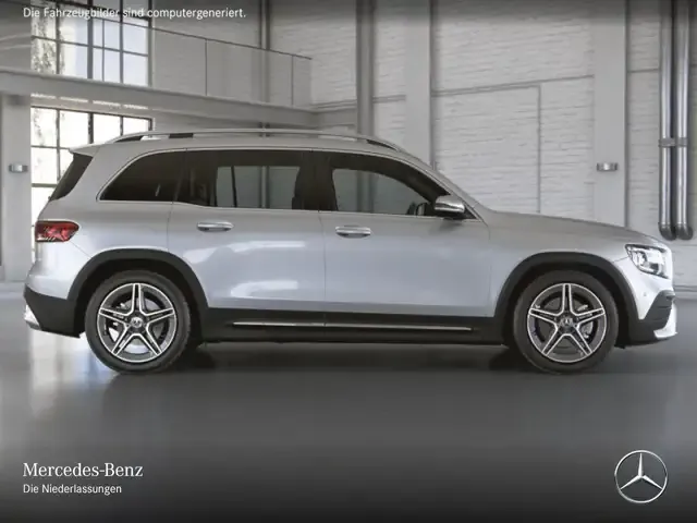 Mercedes-Benz GLB 220