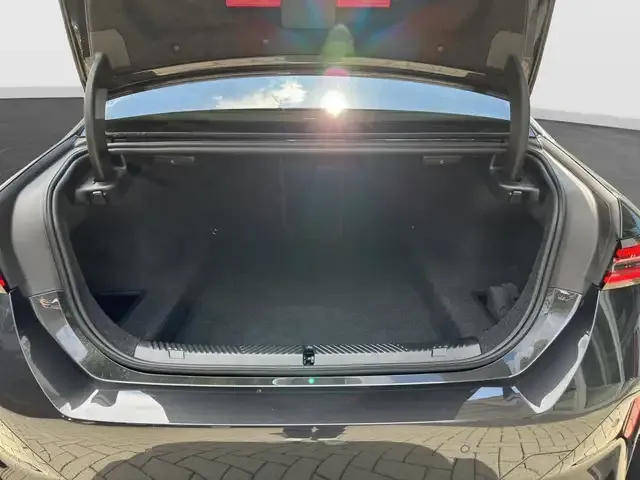 BMW 550