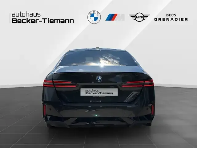 BMW 550