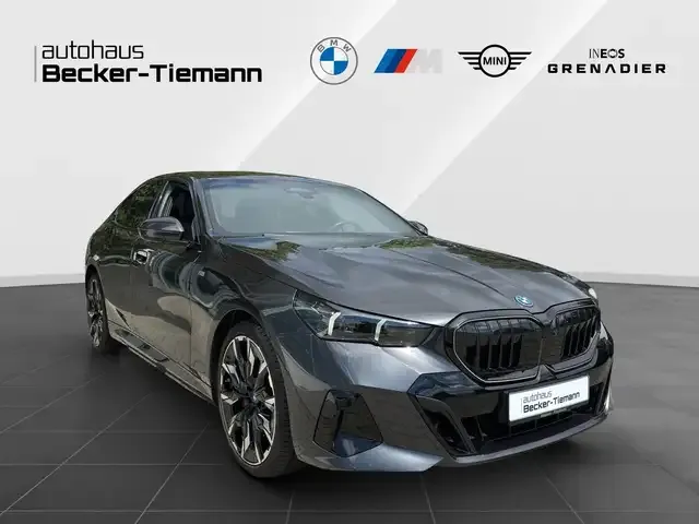 BMW 550