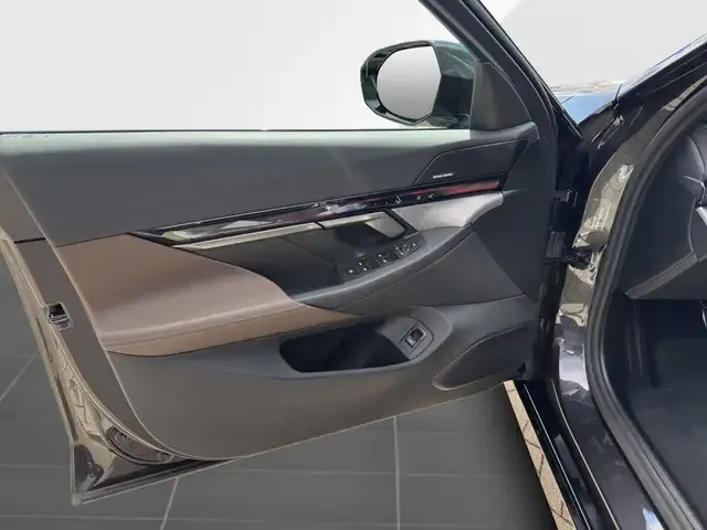 BMW 550