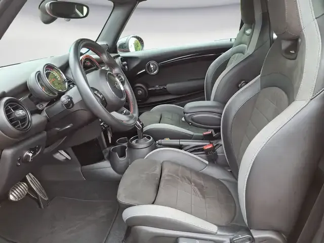 MINI John Cooper Works Cabrio