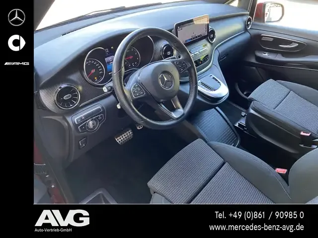 Mercedes-Benz V 250