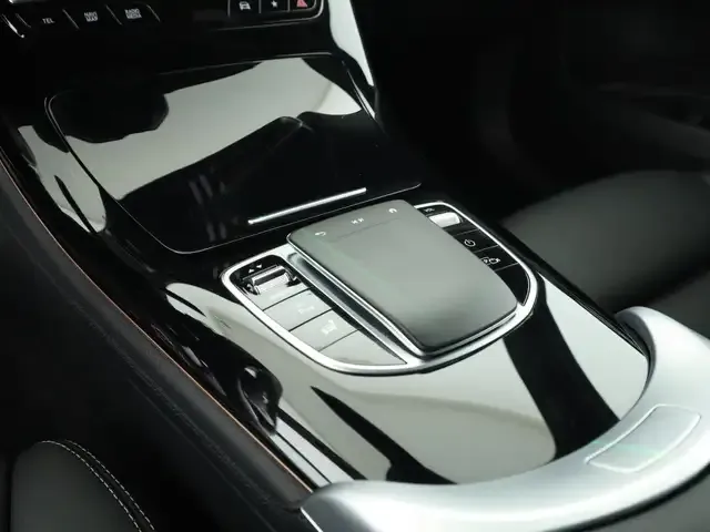 Mercedes-Benz EQC 400