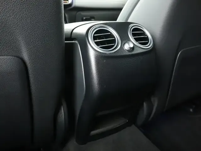 Mercedes-Benz EQC 400