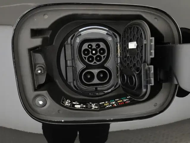 Mercedes-Benz EQC 400