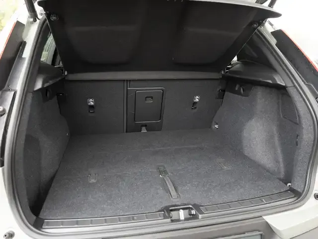 Volvo EX40