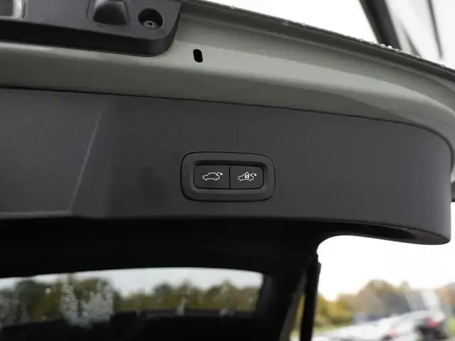 Volvo EX40