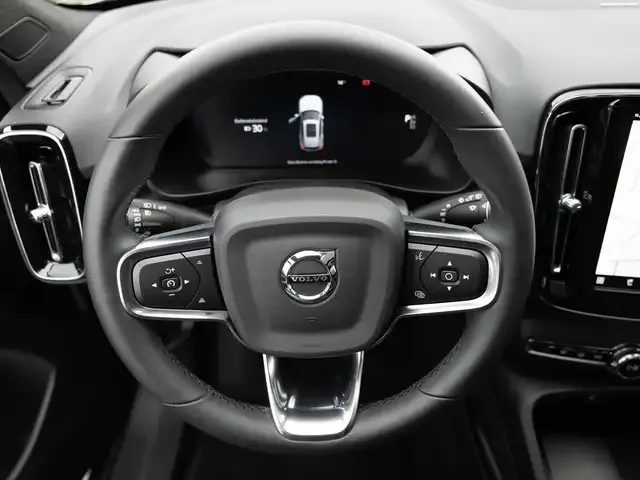 Volvo EX40