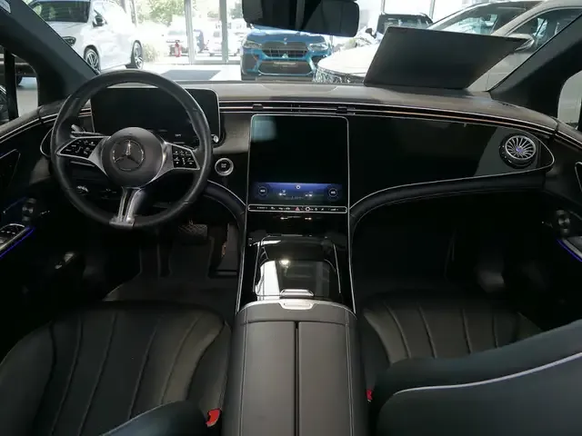 Mercedes-Benz EQE 500