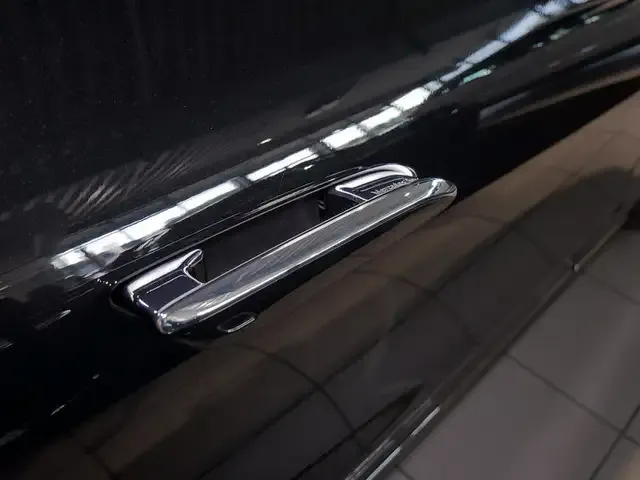 Mercedes-Benz EQE 500