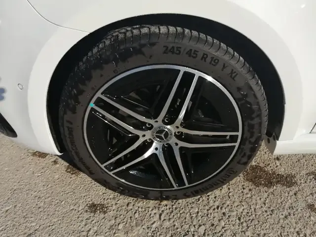 Mercedes-Benz V 300
