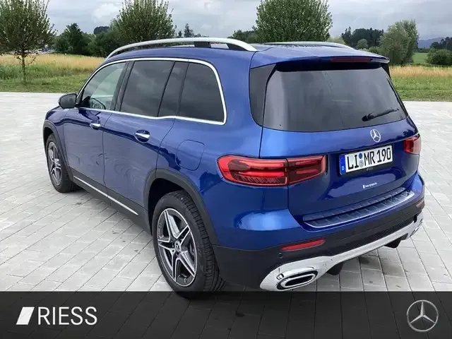 Mercedes-Benz GLB 200