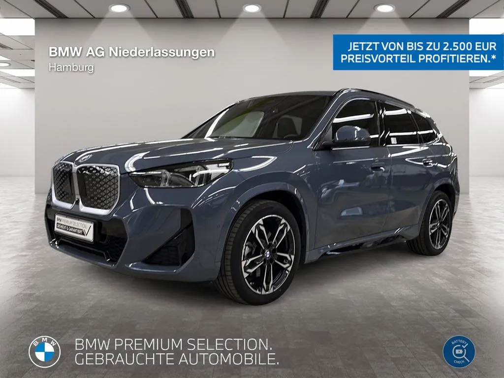 BMW iX1