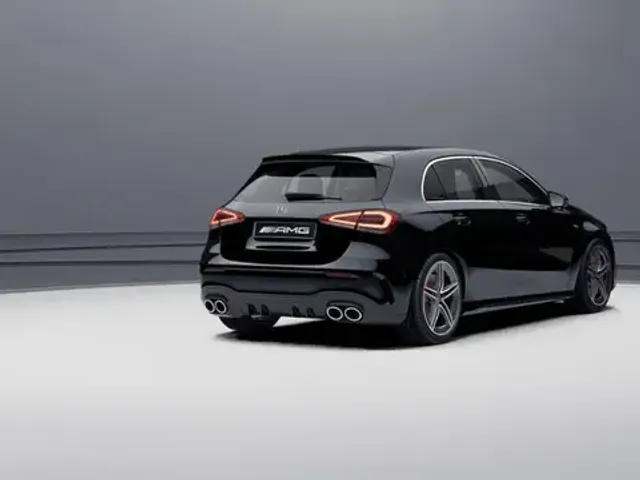 Mercedes-Benz A 45 AMG