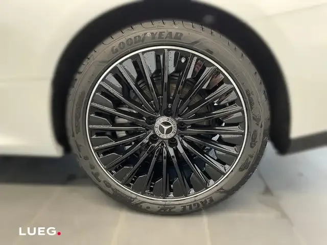 Mercedes-Benz CLE 200