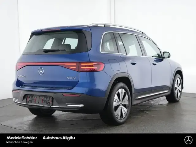 Mercedes-Benz EQB 300