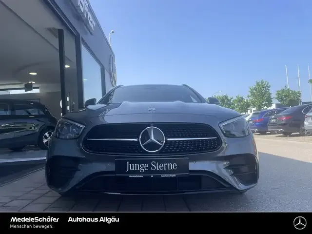 Mercedes-Benz E 220