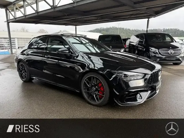 Mercedes-Benz CLA 45 AMG