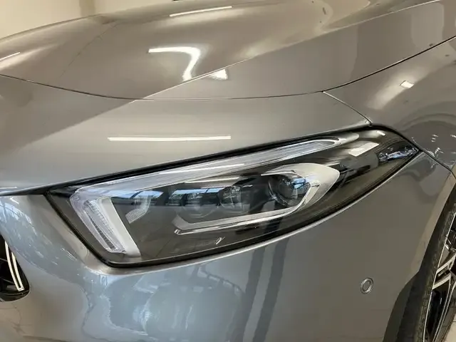 Mercedes-Benz A 35 AMG