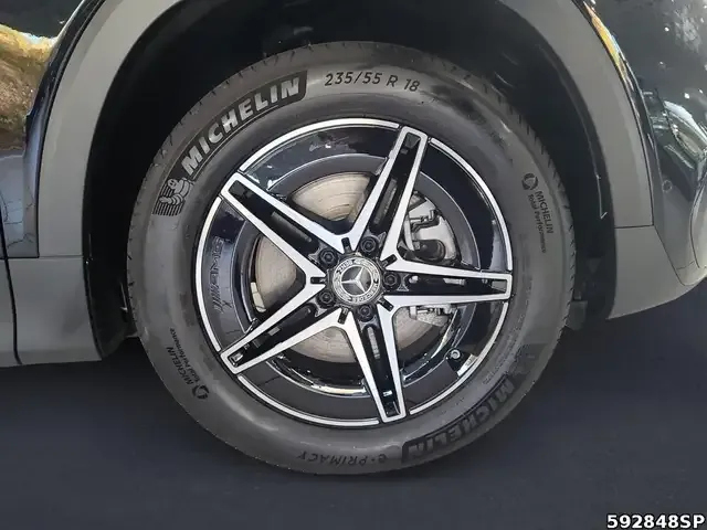 Mercedes-Benz EQB 300