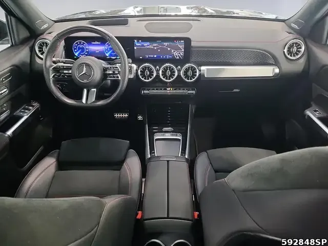 Mercedes-Benz EQB 300