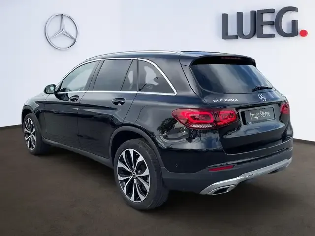Mercedes-Benz GLC 220
