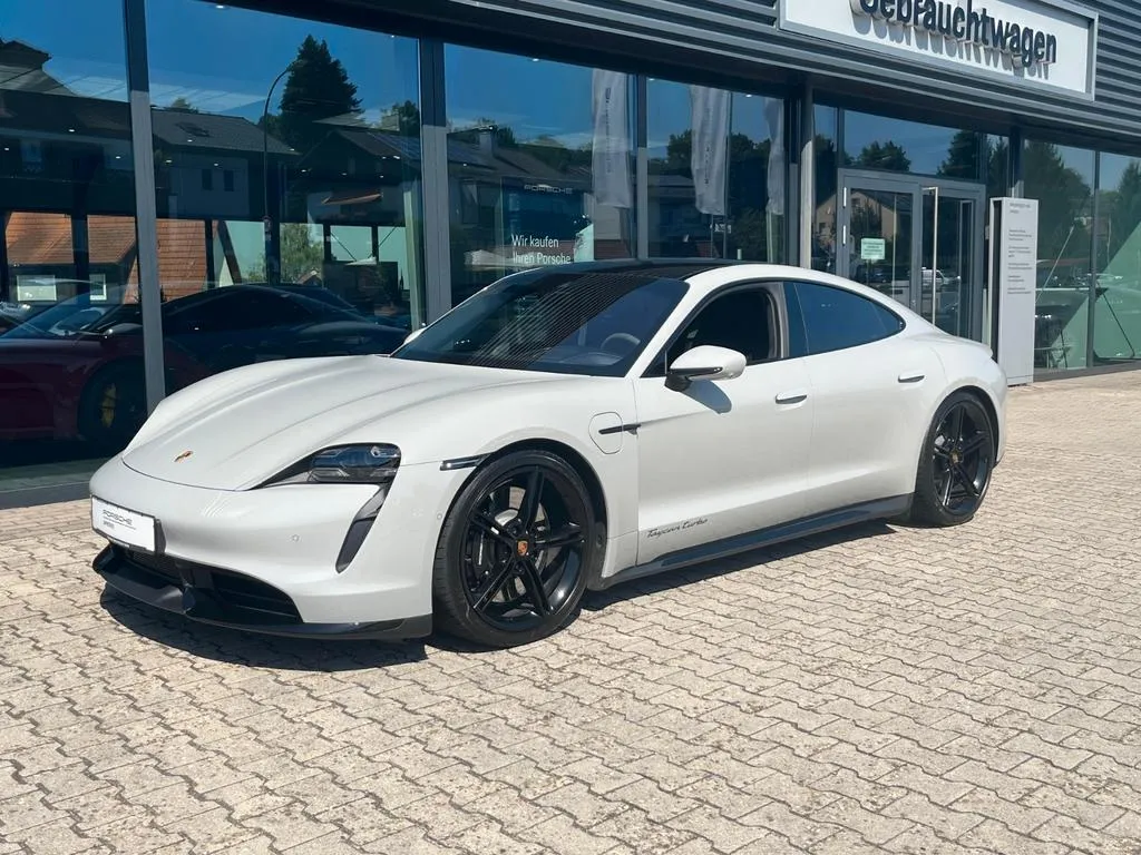 Porsche Taycan