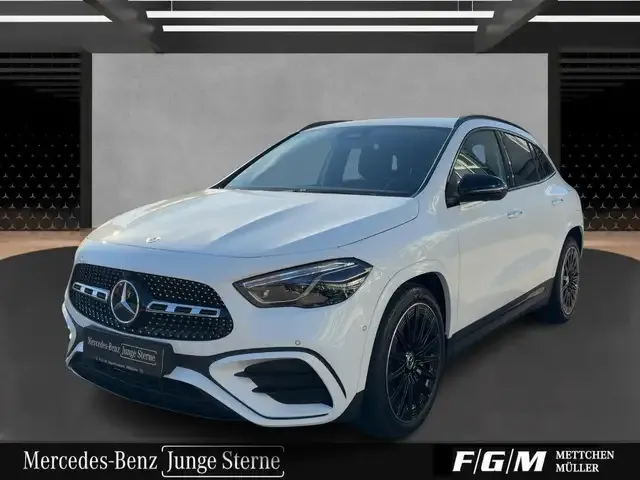 Mercedes-Benz GLA 220