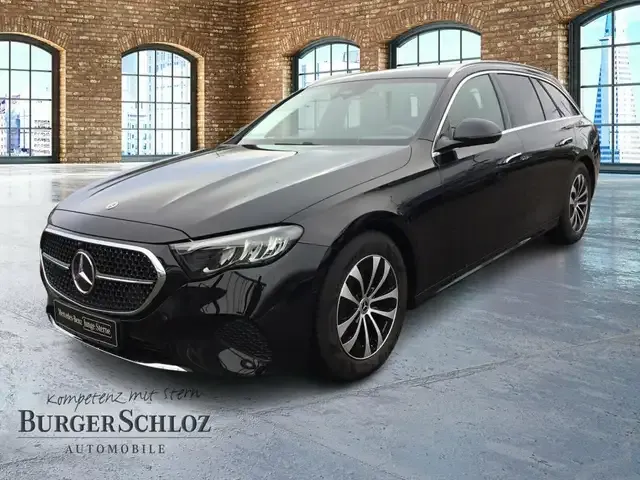 Mercedes-Benz E 220