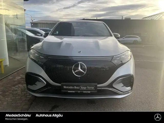Mercedes-Benz EQS SUV