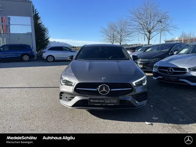 Mercedes-Benz CLA 250