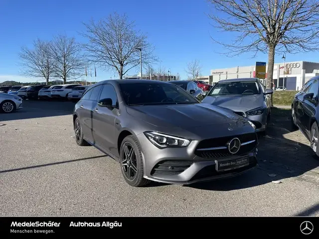 Mercedes-Benz CLA 250