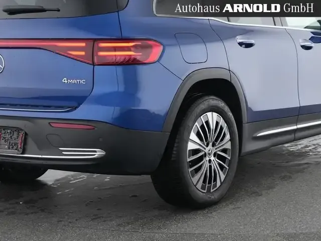 Mercedes-Benz EQB 300