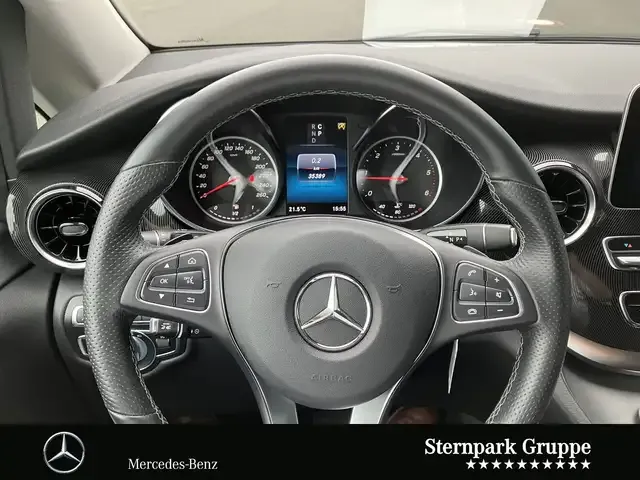 Mercedes-Benz V 250
