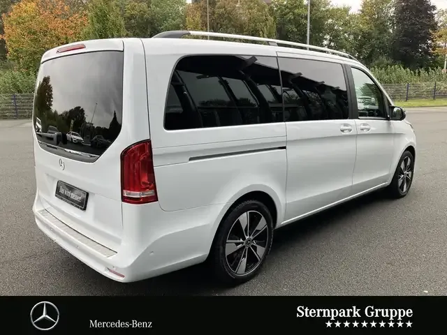 Mercedes-Benz V 250