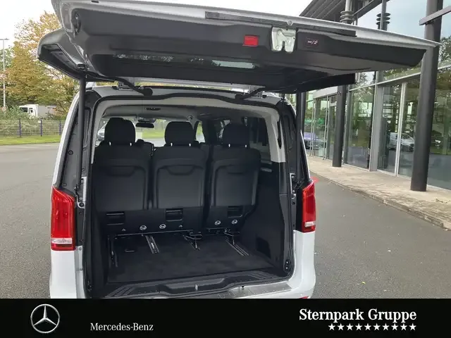 Mercedes-Benz V 250