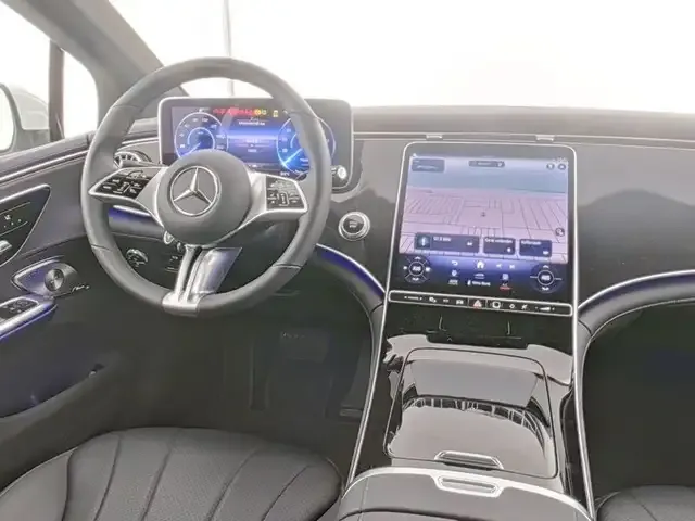 Mercedes-Benz EQE 300