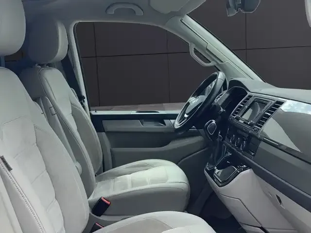 Volkswagen T6 California
