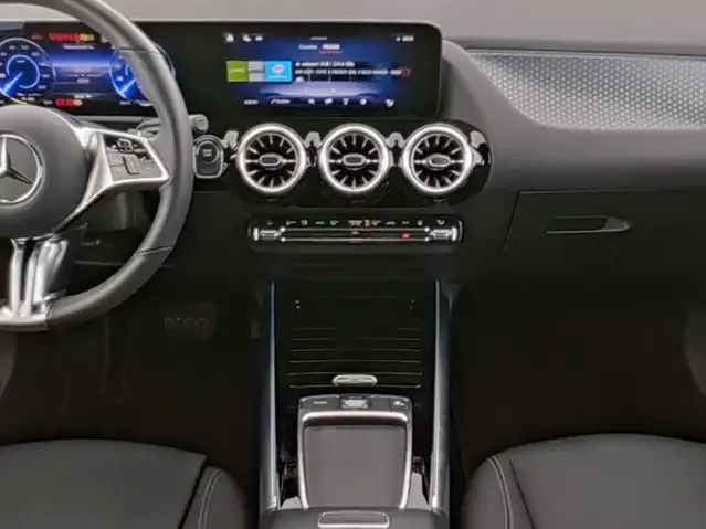 Mercedes-Benz EQA 300