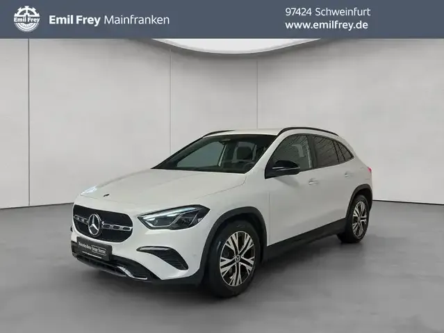 Mercedes-Benz GLA 180