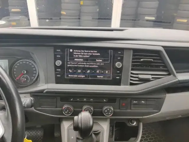 Volkswagen T6.1 Caravelle