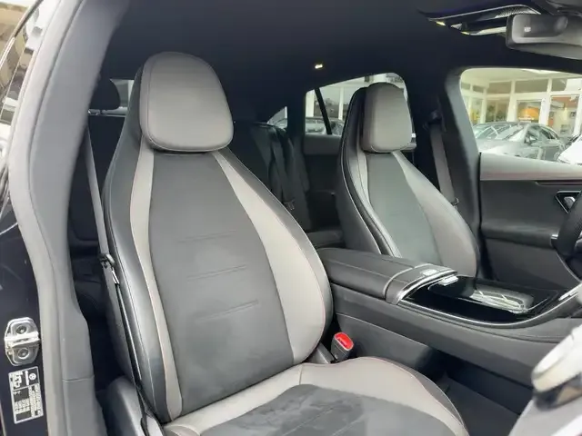 Mercedes-Benz EQE 300