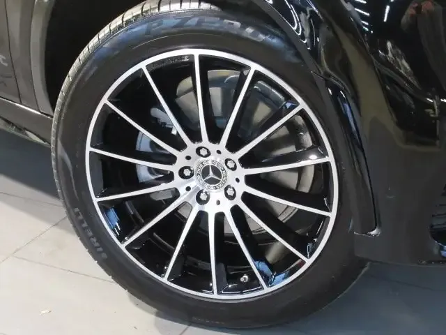 Mercedes-Benz GLE 400