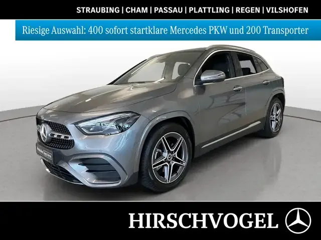 Mercedes-Benz GLA 200
