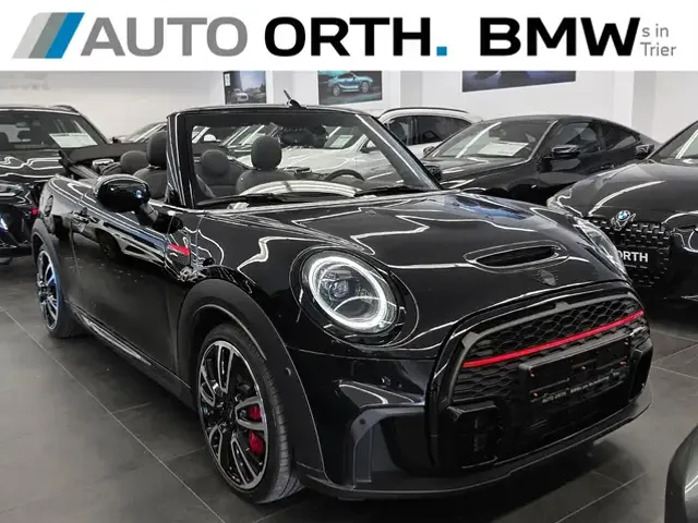 MINI John Cooper Works Cabrio