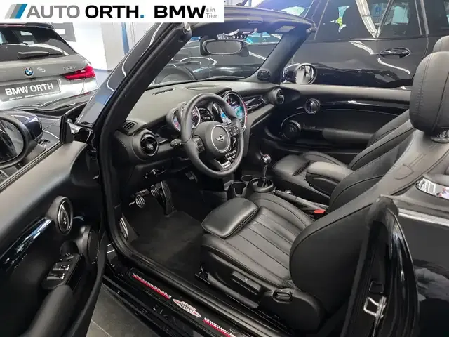 MINI John Cooper Works Cabrio