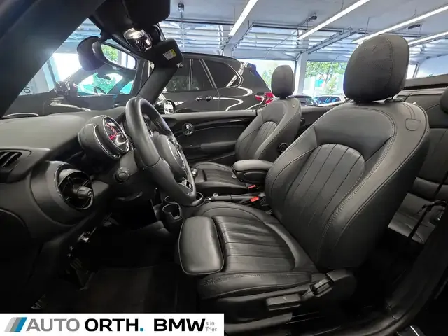 MINI John Cooper Works Cabrio