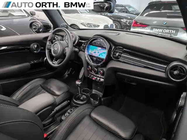 MINI John Cooper Works Cabrio