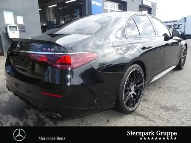 Mercedes-Benz E 53 AMG